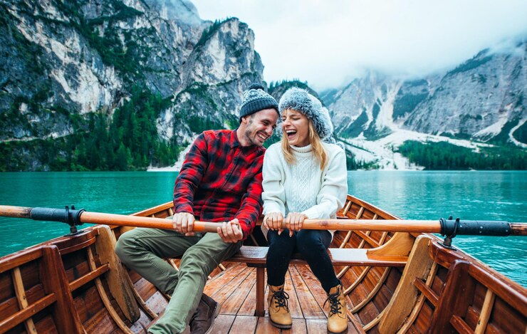Enchanting Kashmir Honeymoon Retreat – 6 Days / 5 Nights