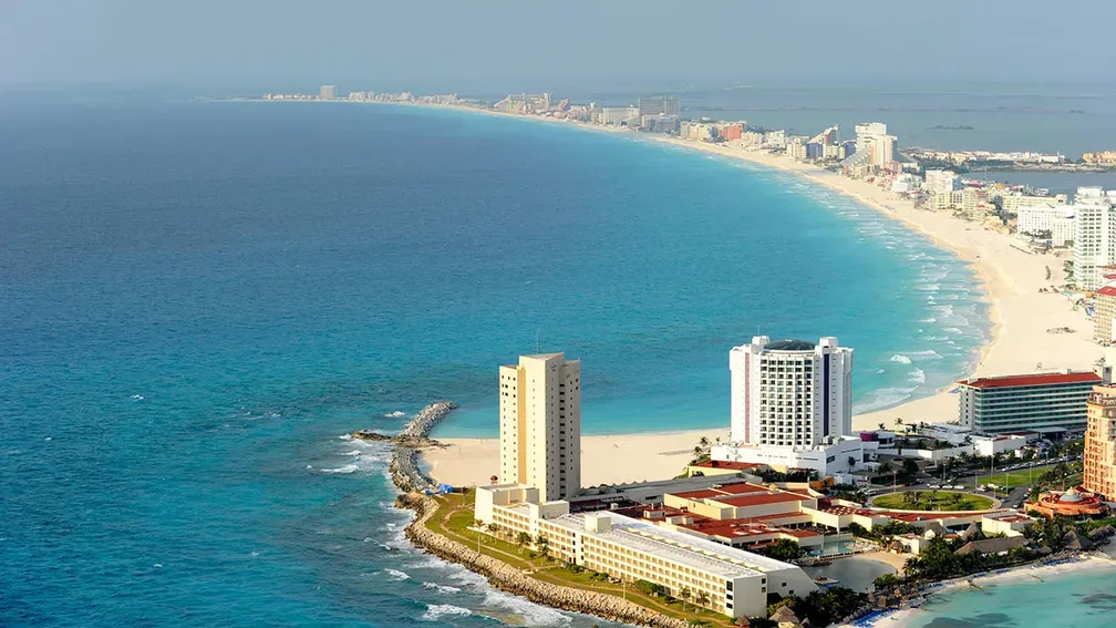 7-Day Cancun Adventure: Xcaret, Xplor, Xel-Há, Chichén Itzá, Coba & Tulum