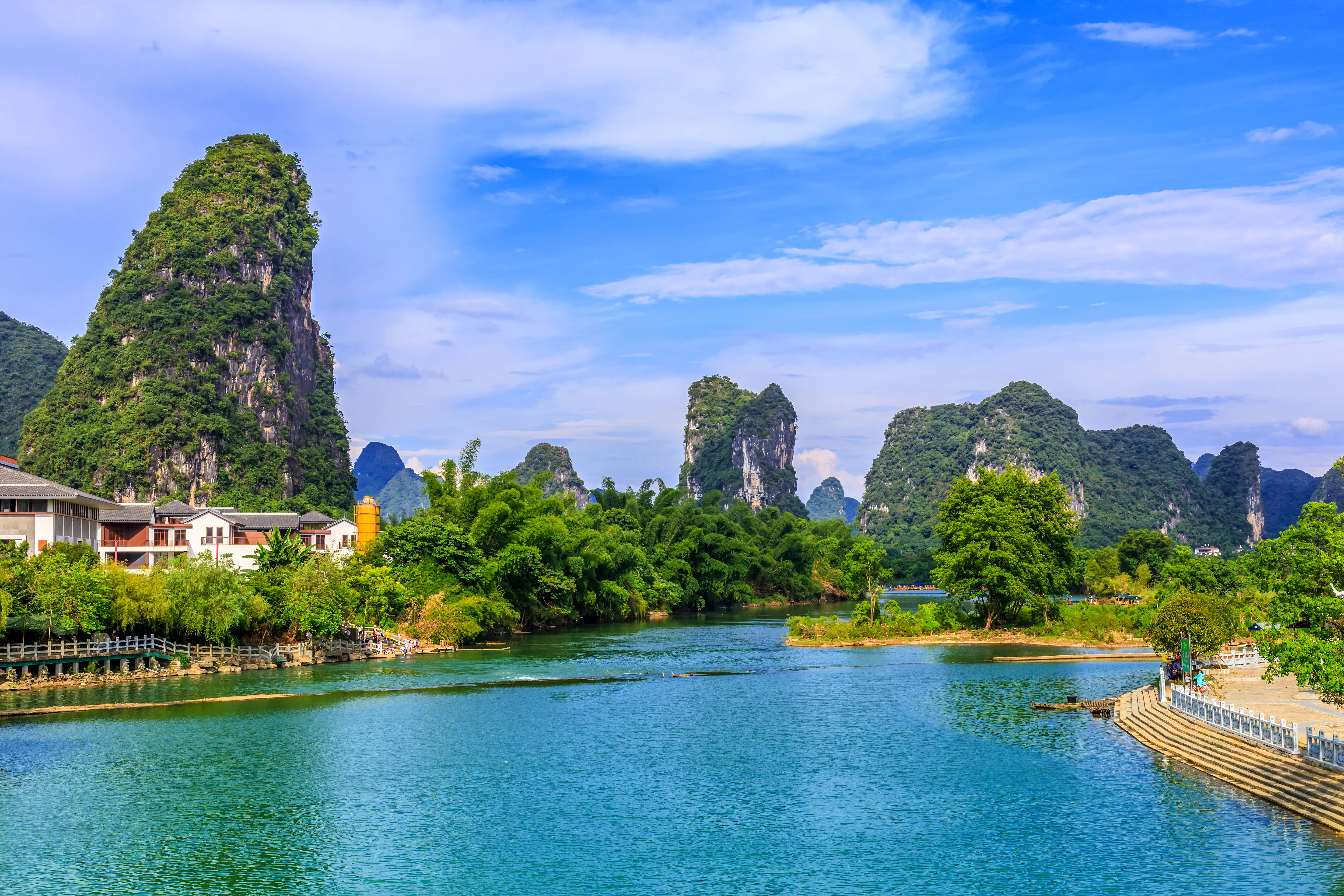 Vietnam Highlights – 7 Days Group Travel Package